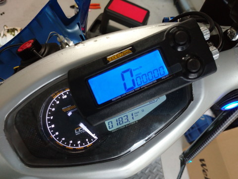 武川LCDパワーテストスピードメーター取付確認