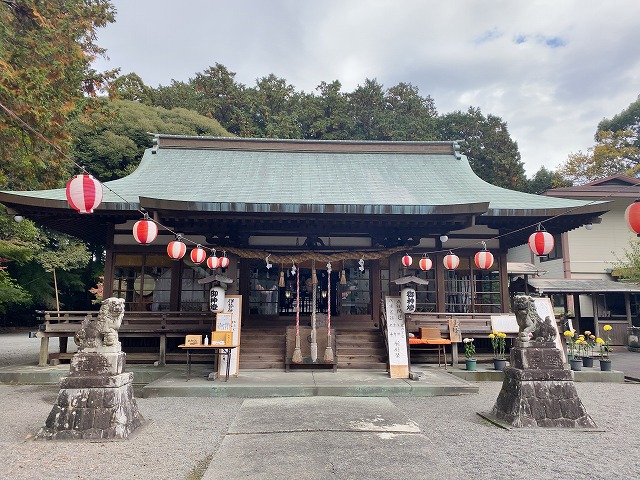 龍尾神社　拝殿