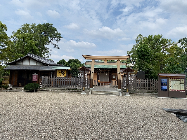 豊国神社(名古屋)　拝殿前