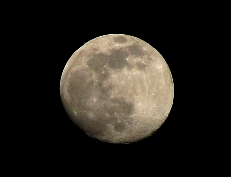 2020 04 06 moon01