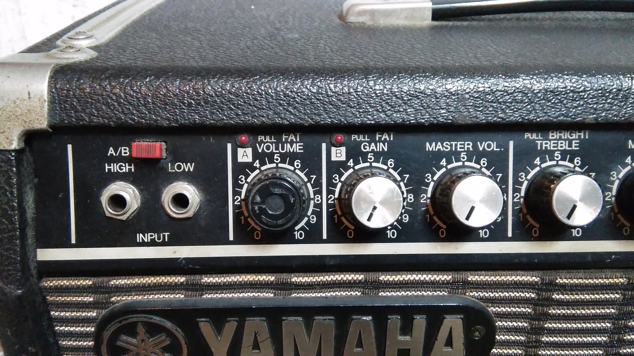 YAMAHA F100-112 (ヤマハ ギターアンプ) 使い方・音作り【基本編 