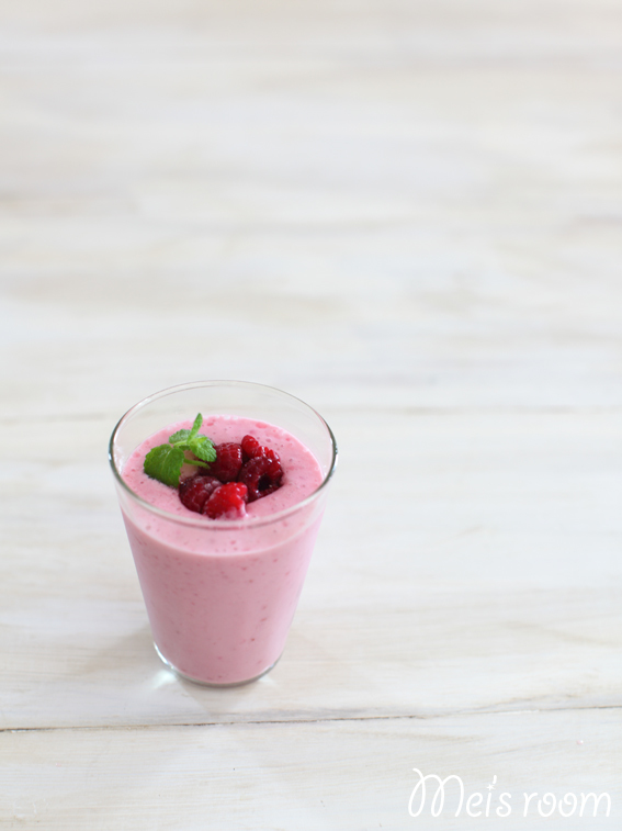 ラズベリージュース　木苺ミルク　レシピ　raspberry　milk　juice